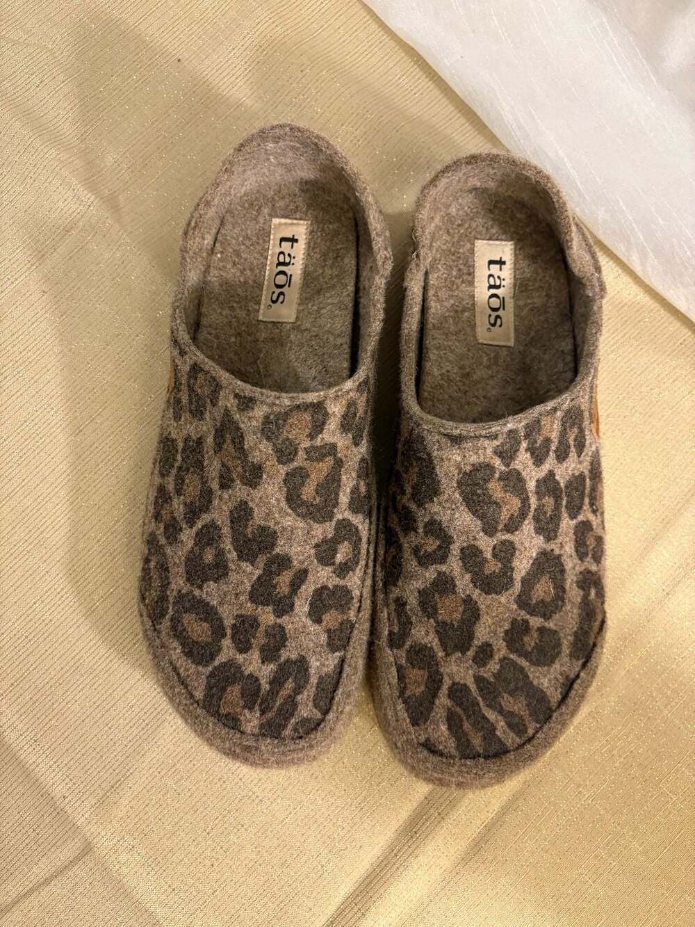 Taos Footwear Convertawool Wool Clog in Leopard - Picture 3 of 7